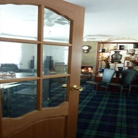 Tayburn House Bed & Breakfast ดังเคลด์ ภายนอก รูปภาพ